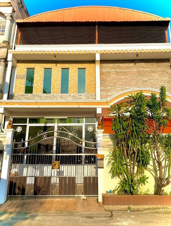 ขายด่วน Modern Home & Office Paradise Villa - จรัญสนิทวงศ์ ซอย 5 (IQI-TH003)
