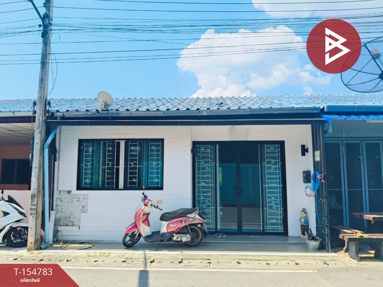 Single-story townhouse for sale, area 32 sq m, Ban Prok, Samut Songkhram.