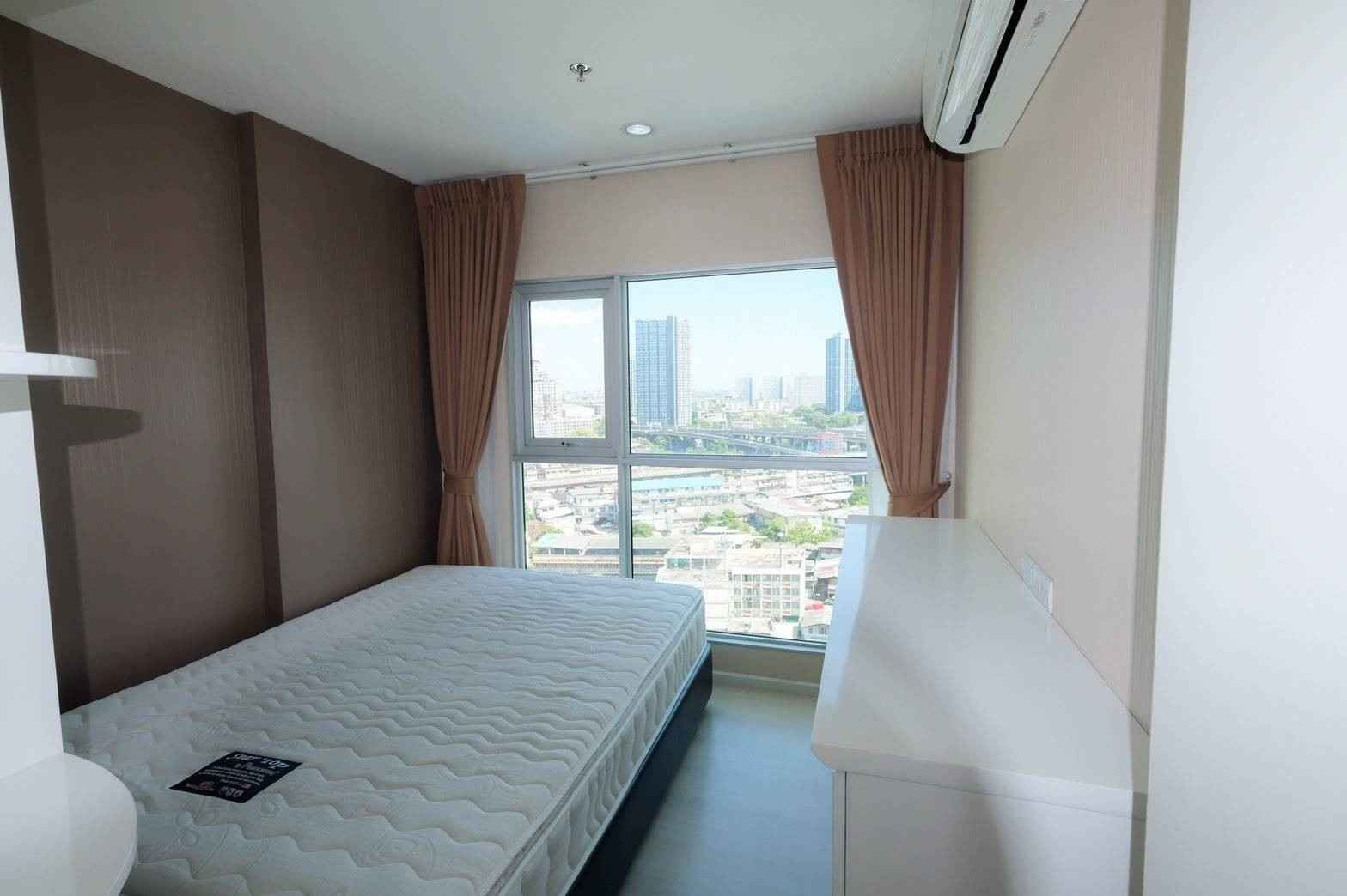 🔥 คอนโดใกล้ BTS พระโขนง ให้เช่า! Aspire Sukhumvit 48 [P-55881] 1 นอน อาคาร S ชั้น 17 | Line@easythaihome 085-592-2897 
