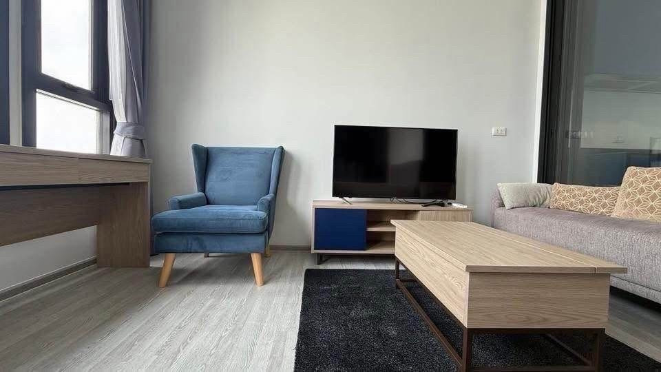 Selling XT Ekkamai 4.1 million, 1 Bed 1 Bath, size 30 square meters, 11th floor, furniture, electrical appliances, fully decorated, selling for 4.1 million baht, including transfer fee, accepting agent, including 3% commission. Selling XT Ekkamai 4.1 million, 1 Bed 1 Bath, size 30 square meters, 11th floor, furniture, electrical appliances, fully decorated, selling for 4.1 million baht, including transfer fee, accepting agent, including 3% commission.