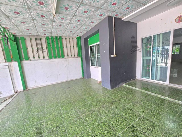 L260149 | For Sale / Rent: 2-story townhouse in Manthira Village, Bang Phli-Tamru. This spacious home is ideal for families looking for a great-value property with ample living space. – รูปที่ 4