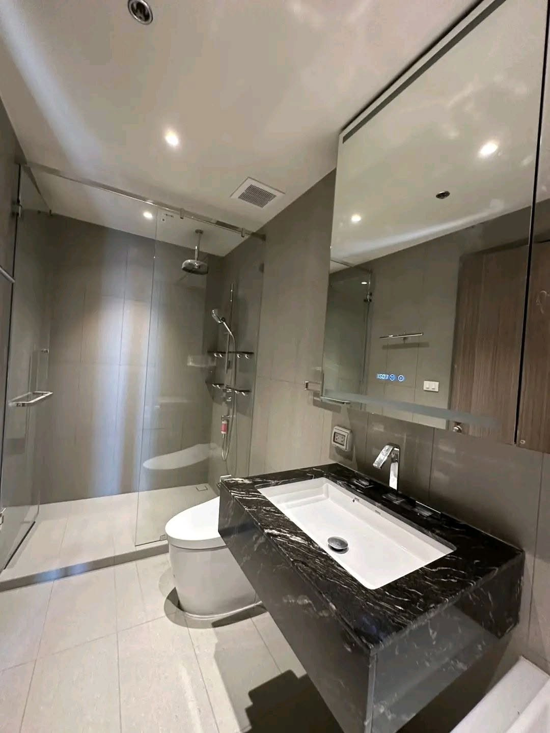 ST829/ให้เช่า คอนโด Luxury The Issara Sathorn (ดิ อิสสระ สาทร)  – รูปที่ 4