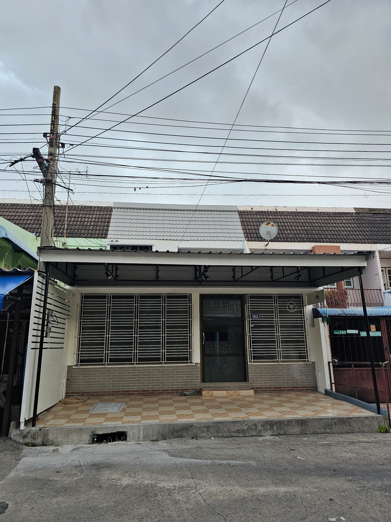 🟢 ให้เช่าอาคารพาณิชย์ ใกล้ รถไฟฟ้า BTS สถานีสายหยุด เพียง 3 นาที