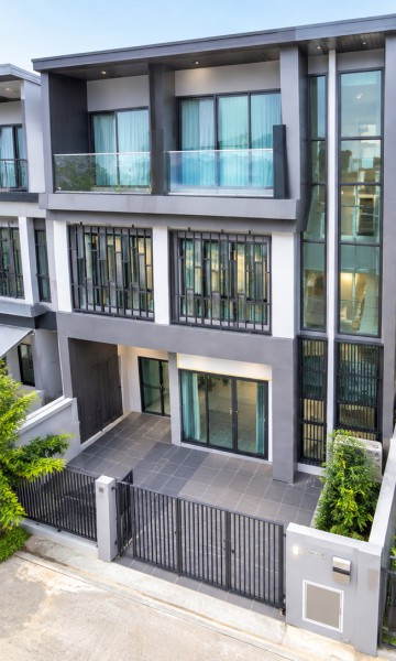 a glass elevator Happy Avenue Don Mueang 600 m. SongPrapha-DonMueang. 4-story home office for sale o – รูปที่ 2