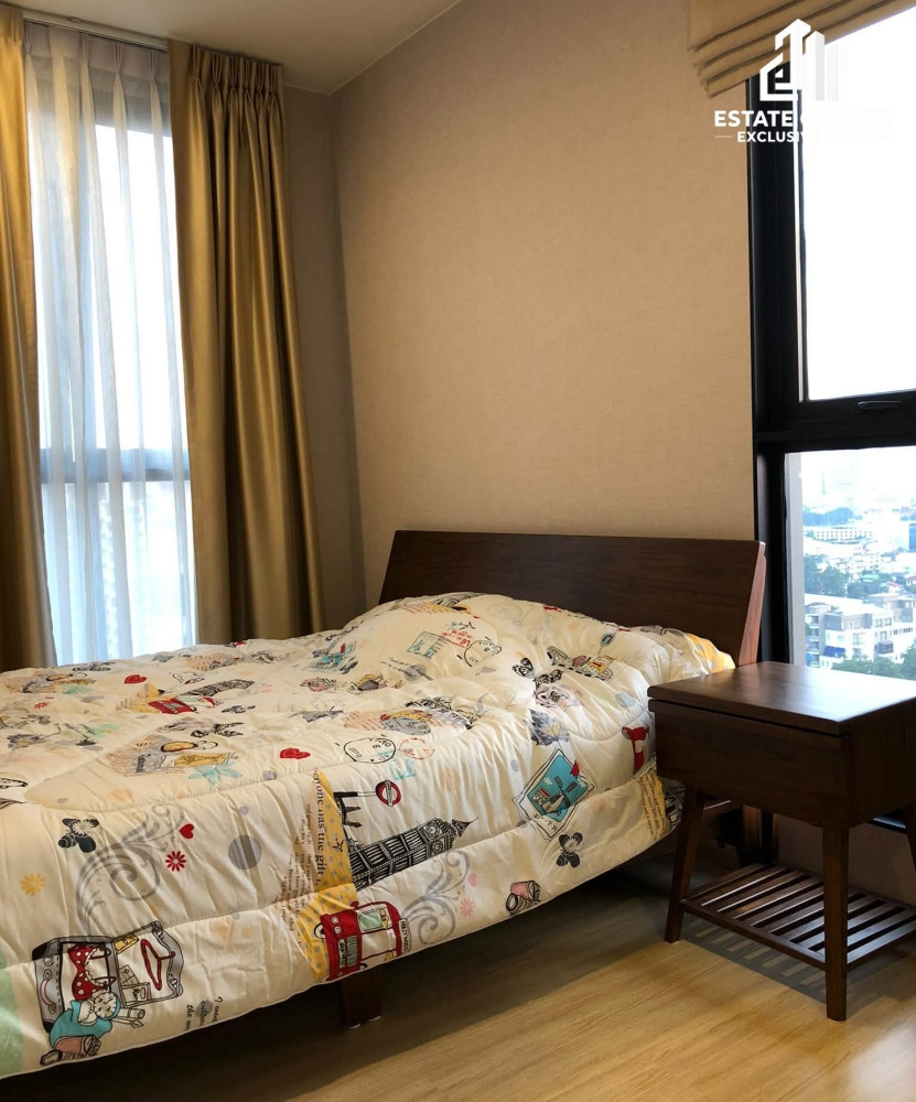 Condo for sale Plum Condo Pinklao Station - corner room, 22nd floor, condo in Pinklao location High city view Suitable for both investing and keeping for living. Condo for sale Plum Condo Pinklao Station - corner room, 22nd floor, condo in Pinklao location High city view Suitable for both investing and keeping for living.