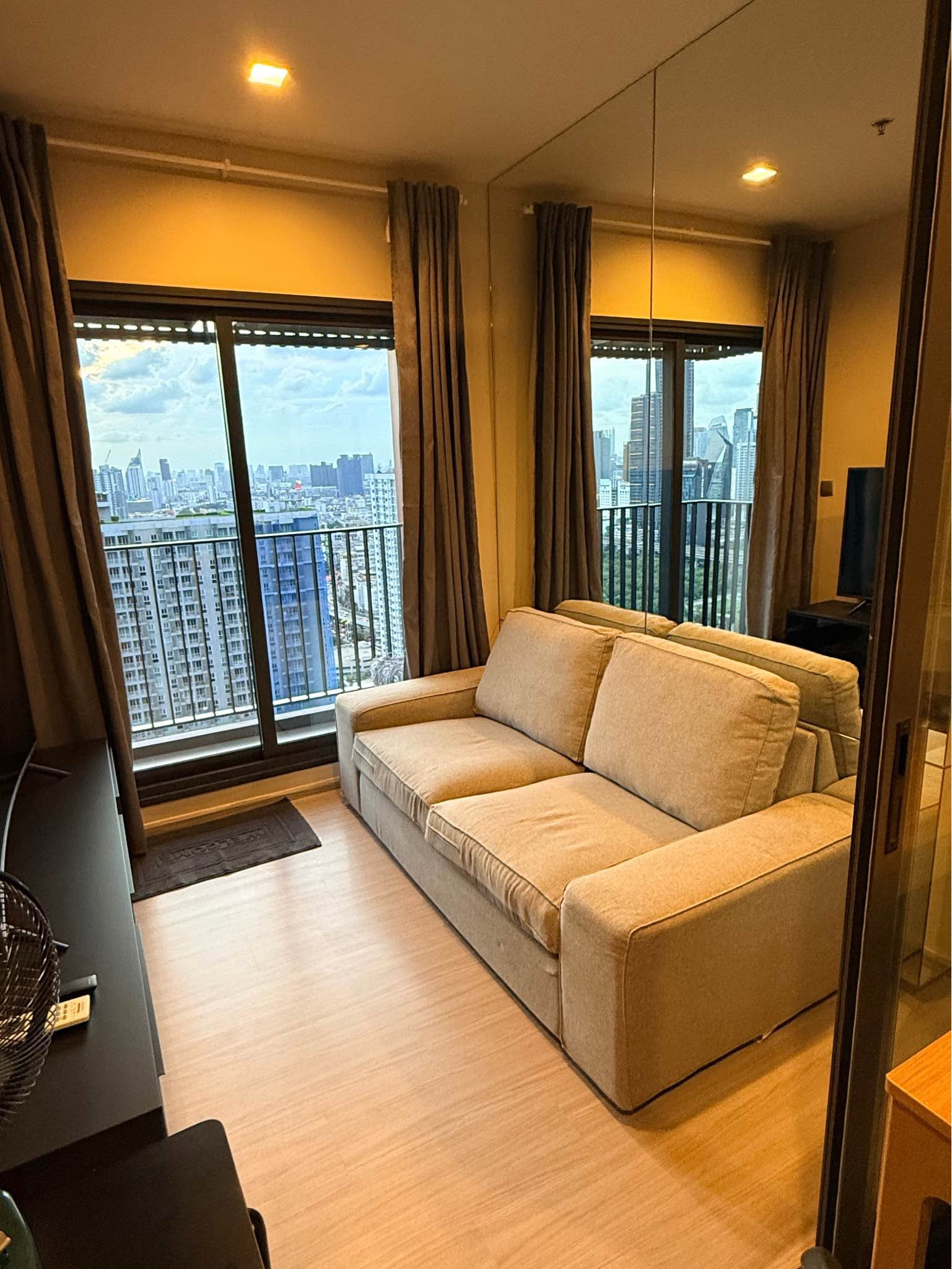 1 Bedroom Life Asoke Hype With City View In Rama 9 – รูปที่ 3
