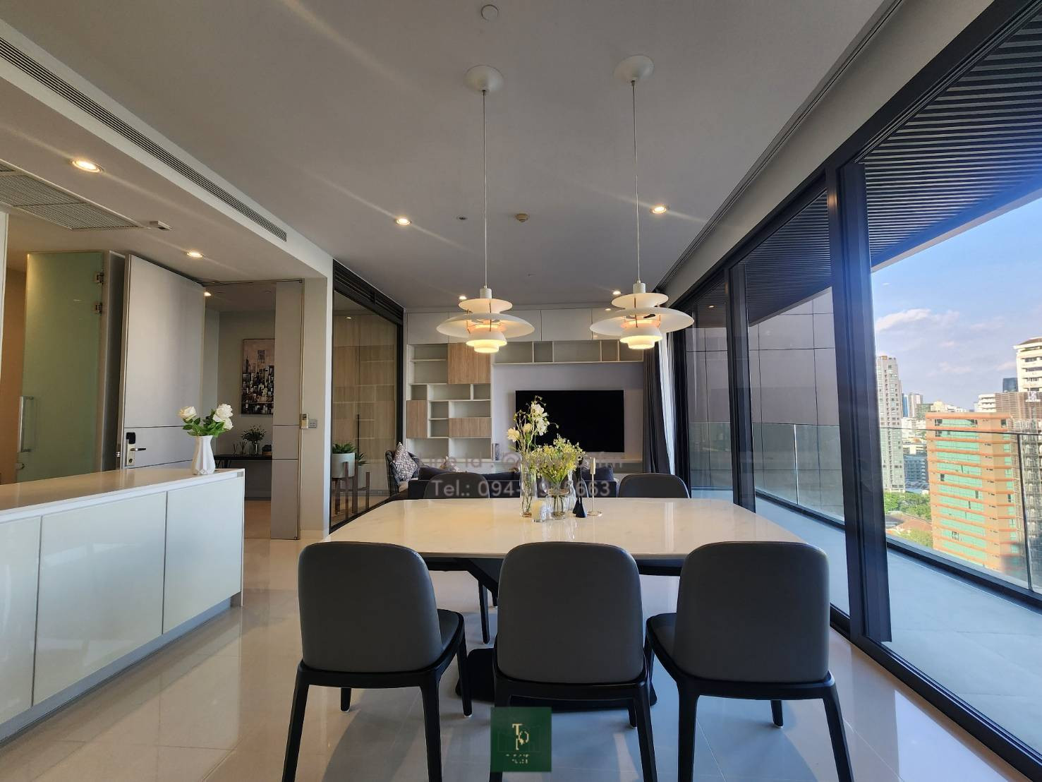 Vittorio Sukhumvit 39 <<2 Bedrooms For Rent>>📍Location: Sukhumvit 39 ( 200m. to BTS Phrom Phong ) :Fully Furnished
