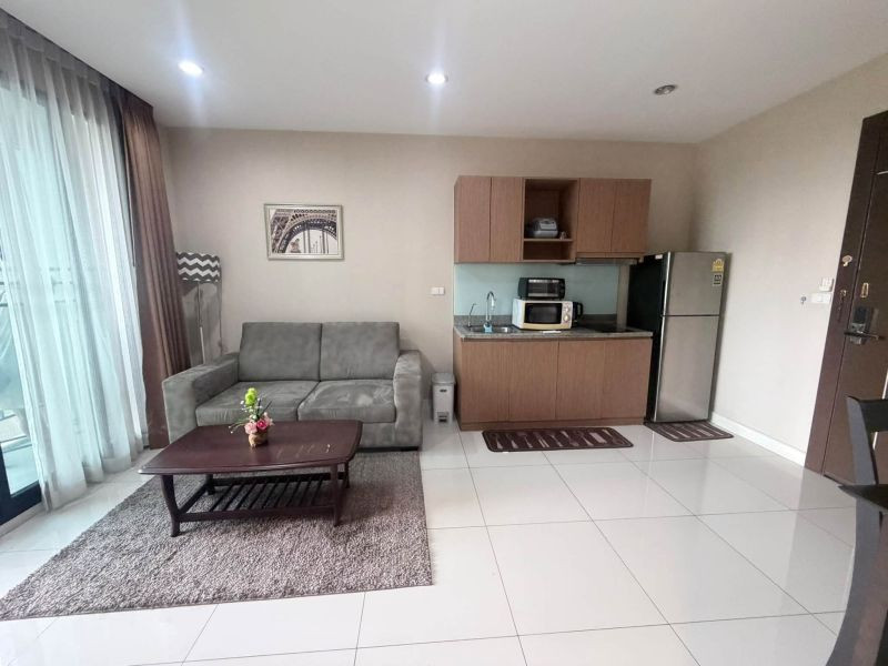 ติด Tops ซูเปอร์มาร์เก็ต! ให้เช่า THE SKY CONDO ศรีราชา ห้องพร้อมอยู่ – รูปที่ 3