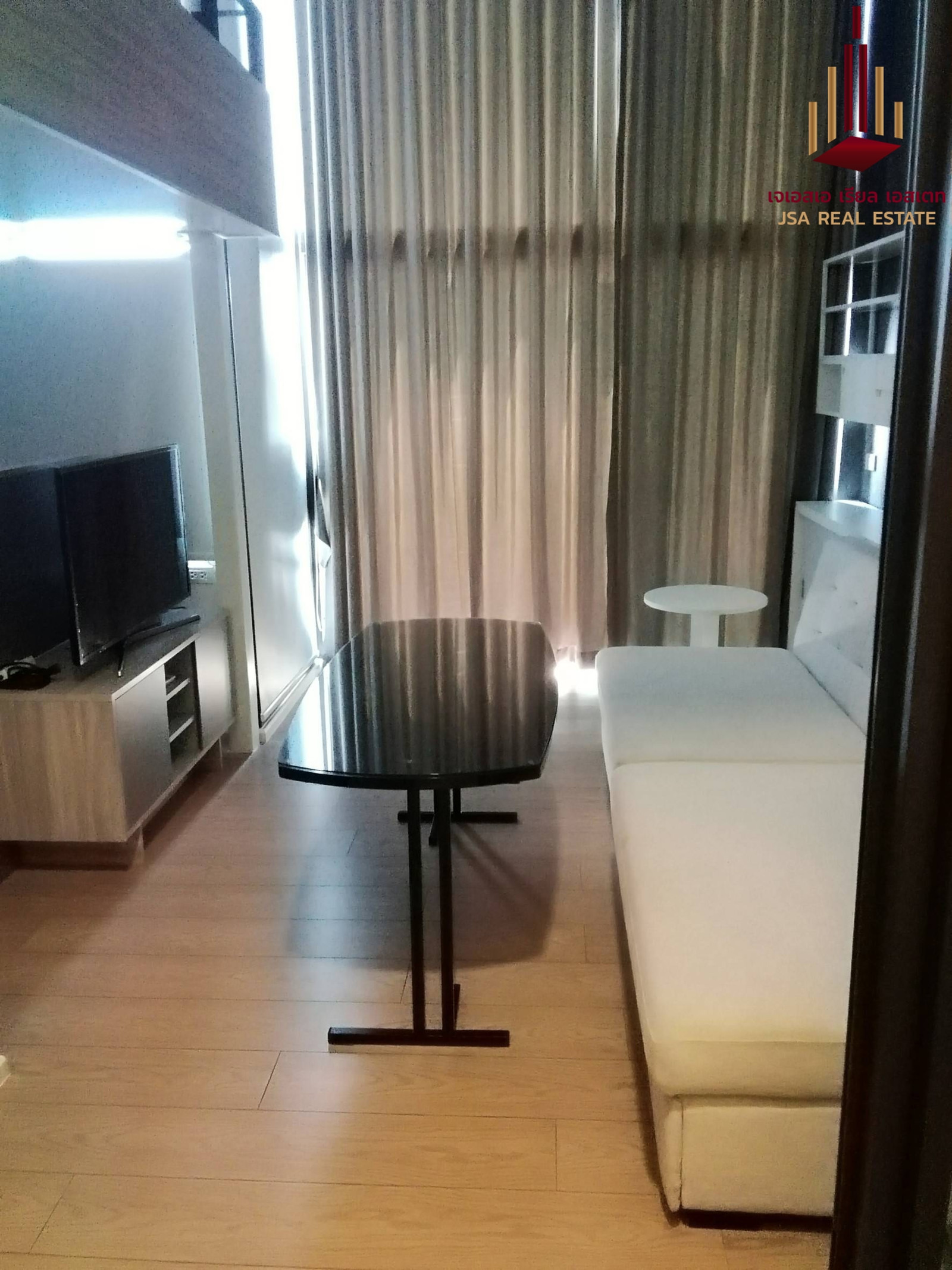 ✨ For Rent: Chewathai Residence Asoke Condo ✨ 💰 Only  23,000 THB/month