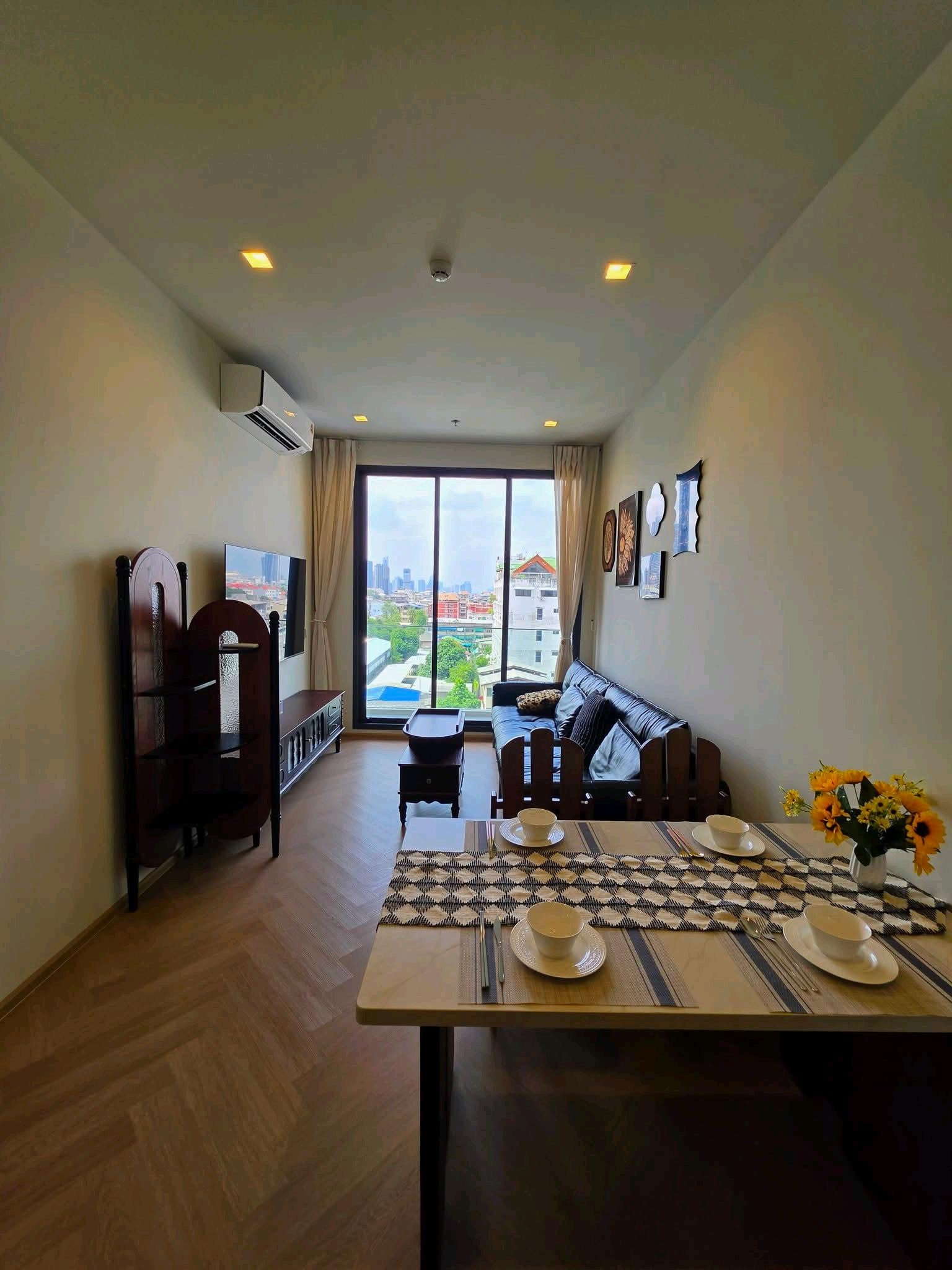 ✨️Accept any discount, just want quick move in✨️ Rhythm Charoennakorn Iconic🌃 | 2Bedroom| 70.85 sqm| 55,000 THB