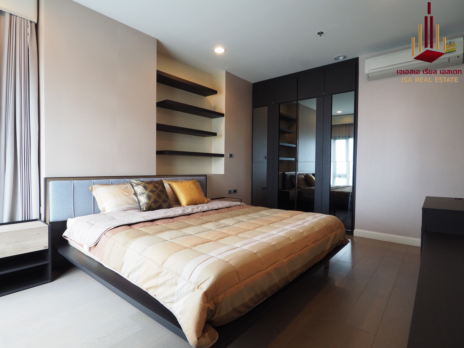 ✨ For Rent: The Crest Sukhumvit 34  Condo ✨ 💰 Only 50,000 THB/month