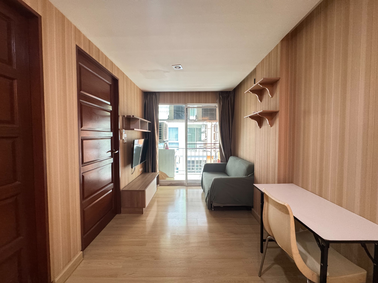 ✨The  is selling it himself, 2 bedrooms, fully furnished, ready to move in, in the heart of Ratchada, near MRT Huai Khwang. – รูปที่ 2
