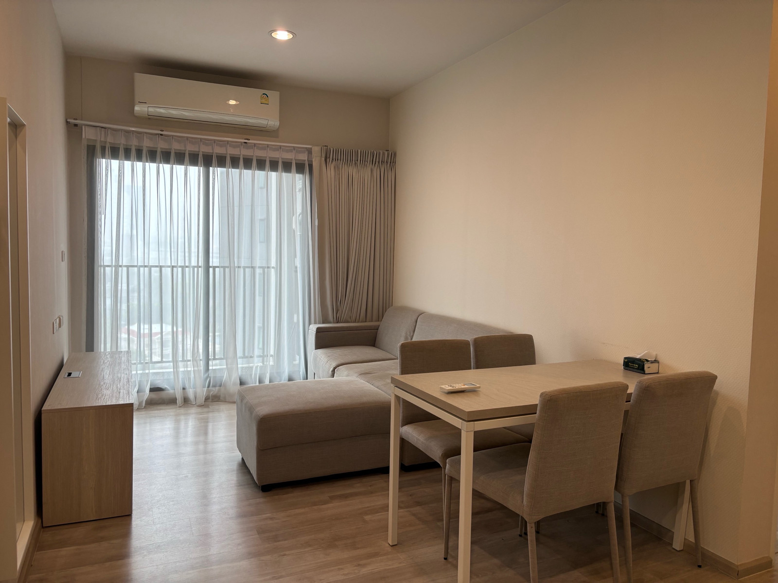 Condo for rent, Niche Mono Mega Space, 2 bedrooms (corner room)