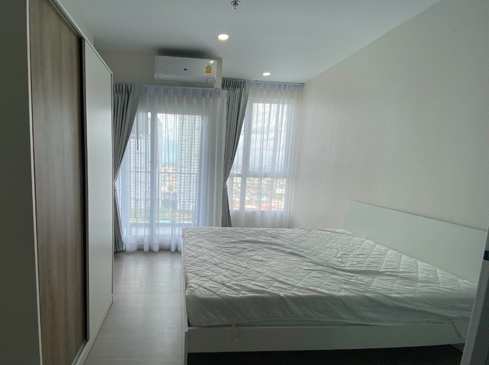 ✅For rent Supalai Loft Sathorn Ratchapruk Room type: 1 bedroom, 1 bathroom Size: 29 sq m, 17th floor, price 11,000 baht, swimming pool view room. 🚇Bang Wa Station 🛎Hurry and reserve now. ✅For rent Supalai Loft Sathorn Ratchapruk Room type: 1 bedroom, 1 bathroom Size: 29 sq m, 17th floor, price 11,000 baht, swimming pool view room. 🚇Bang Wa Station 🛎Hurry and reserve now.