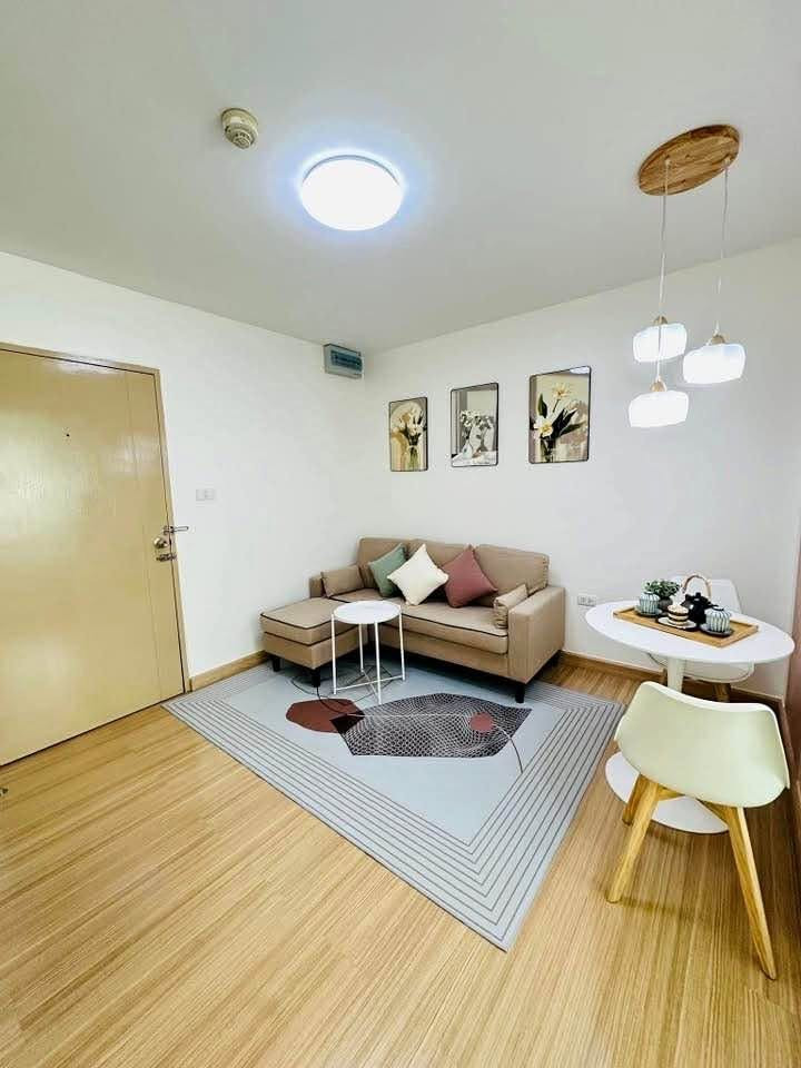 Condo for Rent: Smart Condo Watcharaphon (next to Plearnary Mall) Condo for Rent: Smart Condo Watcharaphon (next to Plearnary Mall)