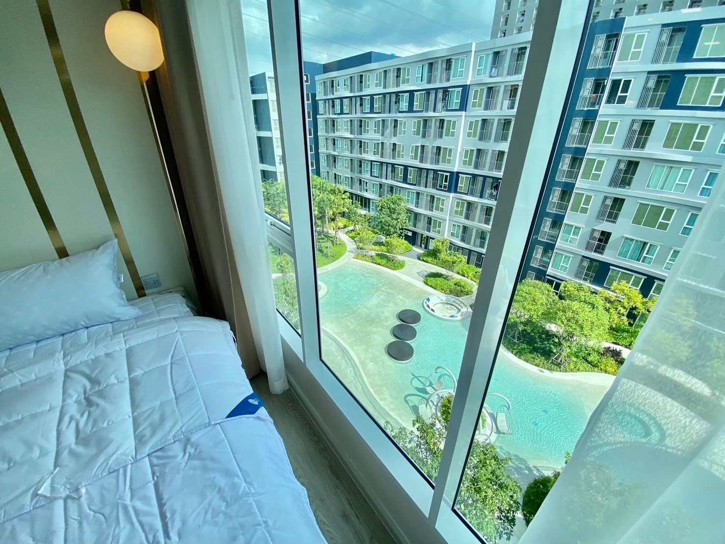 ขายคอนโด Kave Town Islandห้องขนาด 29 ตรม. แบบ One Bedroom Exclusive  อาคาร F ชั้น 6 วิวสระ (ครัวแยก)            🌸ราคา 2.75 ล้าน🌸   – รูปที่ 2