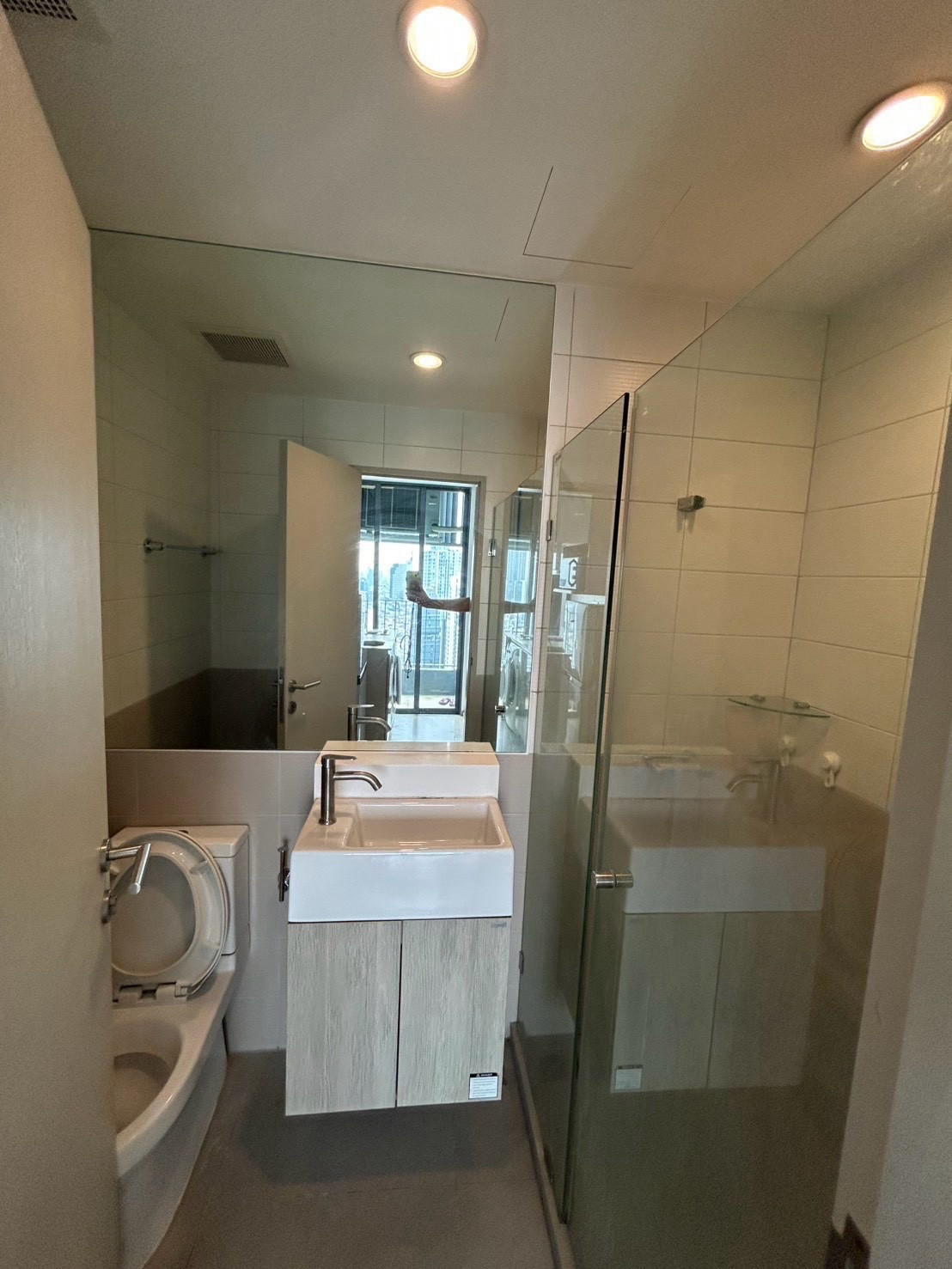 ✨ For rent Ideo Q Chula - Samyan ✨💰 Rental price: 20,000 baht/month 💖 Studio size 28 sq m. 📞 Contact : Aomam (Agent) Tel./Line ID : 095-587-1692 WhatsApp : +66 95 587 1692 – รูปที่ 4