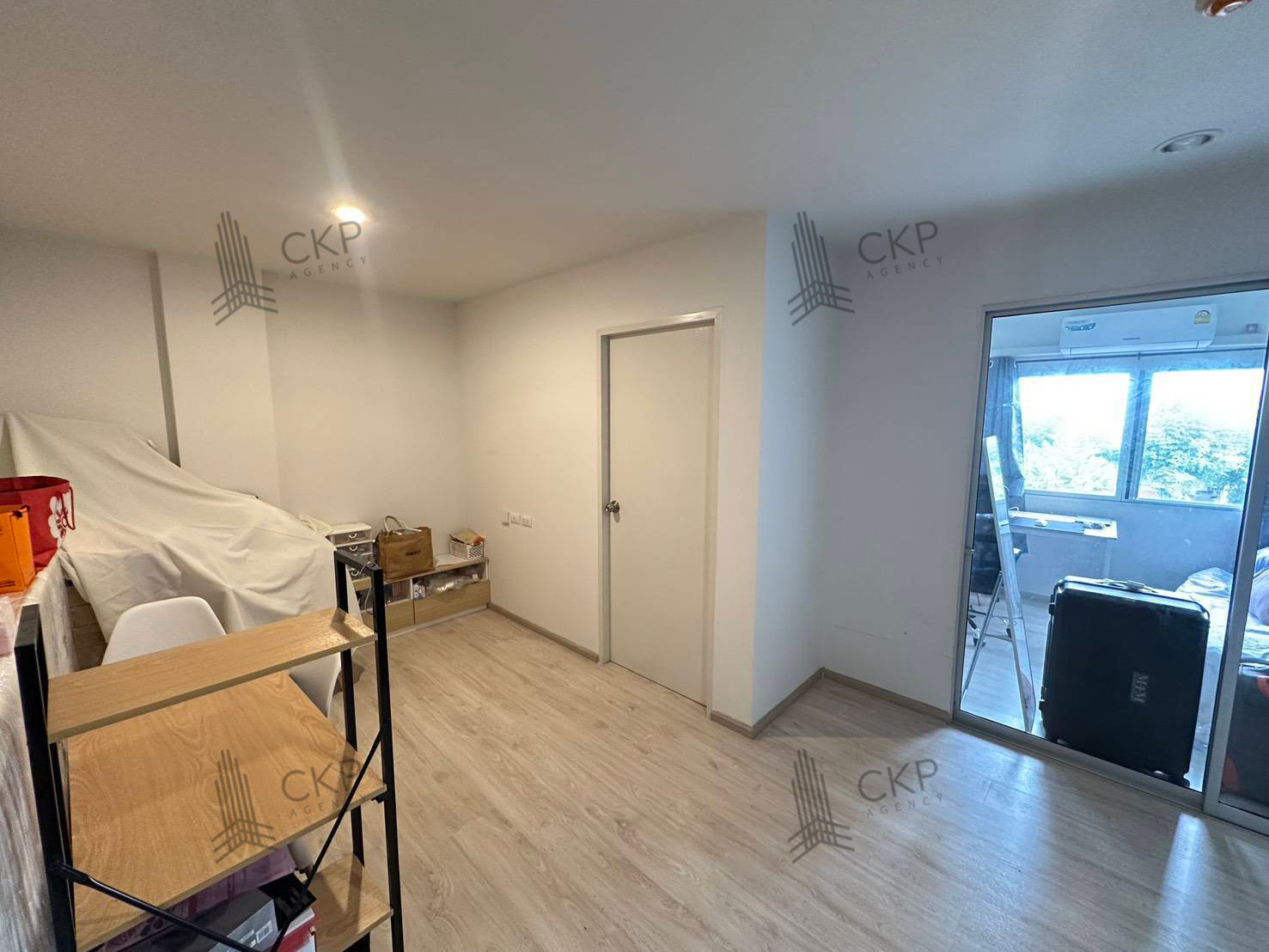 L260163 | Condo for sale at Sena Kith Westgate-Bang Bua Thong, 37.81 sq.m., priced at only 1.2 million THB—an excellent deal! Comes with an existing tenant; a great choice for either investment or personal residence.