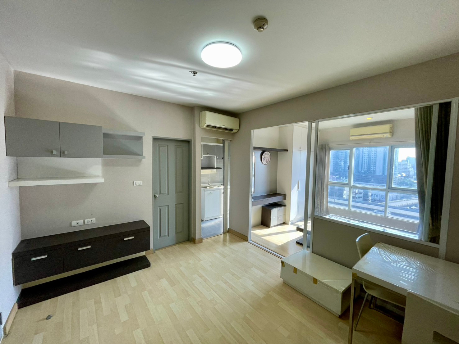 For sale The Leaf Pattanakarn | The Leaf Pattanakarn near Airport Link Ramkhamhaeng