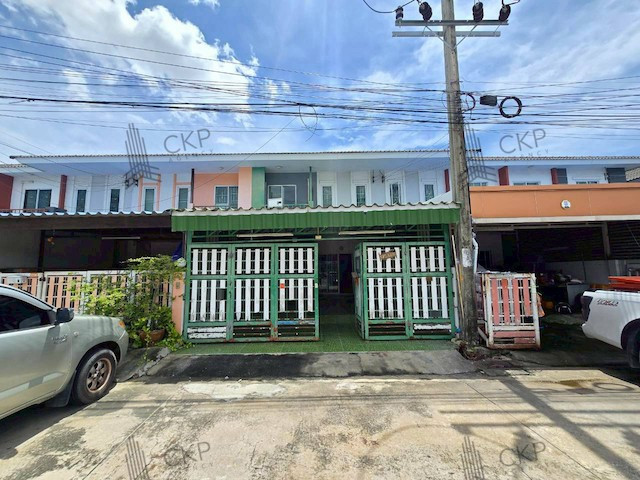 L260149 | For Sale / Rent: 2-story townhouse in Manthira Village, Bang Phli-Tamru. This spacious home is ideal for families looking for a great-value property with ample living space. – รูปที่ 2