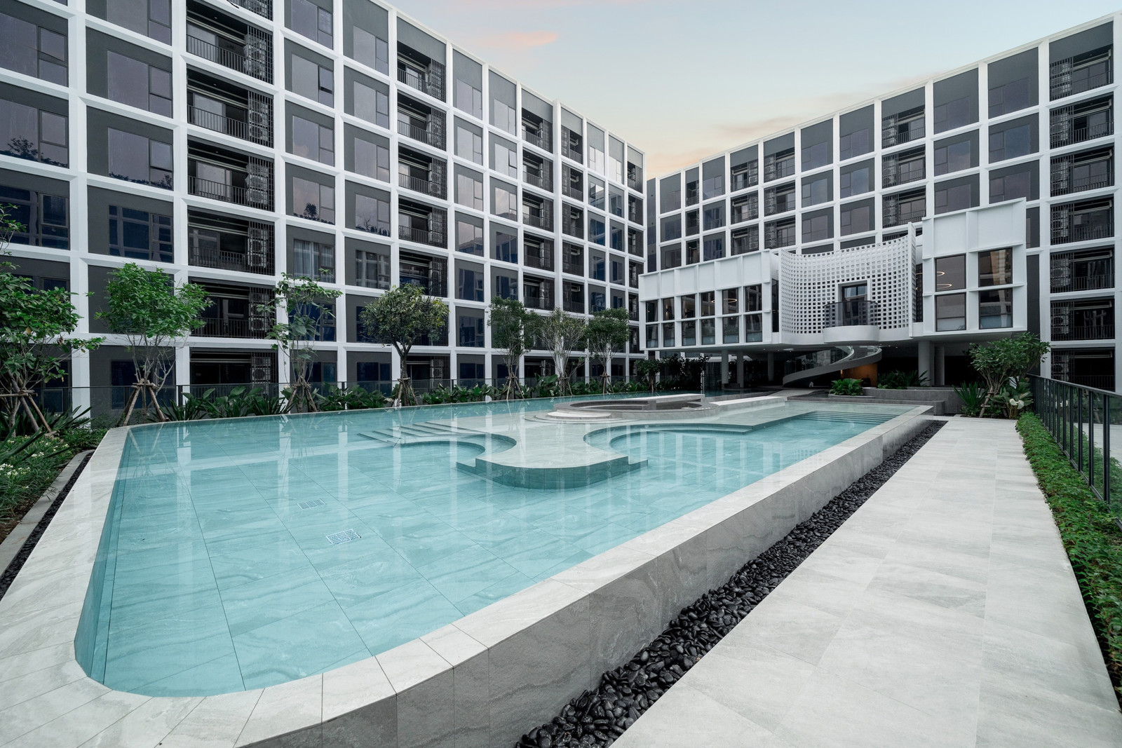 Condo for rent, Chapter one mor kaset, students, special price.