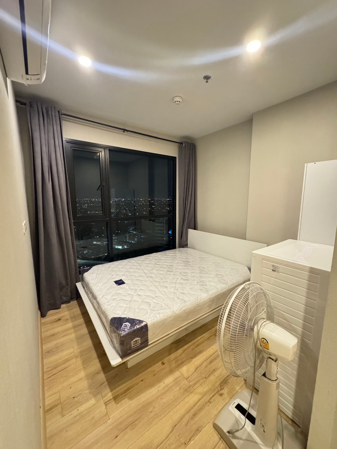 *** ขายคอนโด : บริกซ์ คอนโดมีเนียม (Brix Condominium) ***