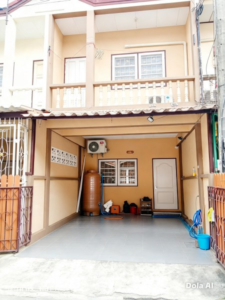 in LamLukKa Khlong2–3 KhuKhot PathumThani. BTS KhuKhot2.3km. Townhouse for Rent 5,899–6,000 Baht/Mon