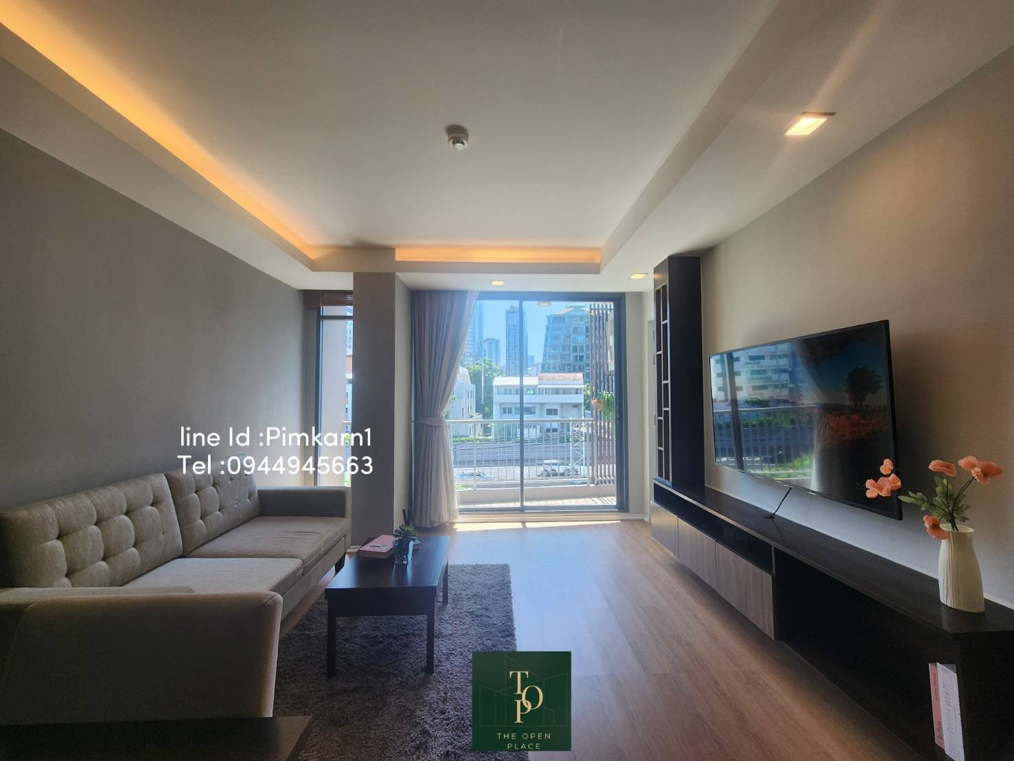 Focus @ Ploenchit <<2 Bedrooms For Rent>> 📍Location: Sukhumvit 2 ( 500m. to BTS Phloen Chit ) :Fully Furnished