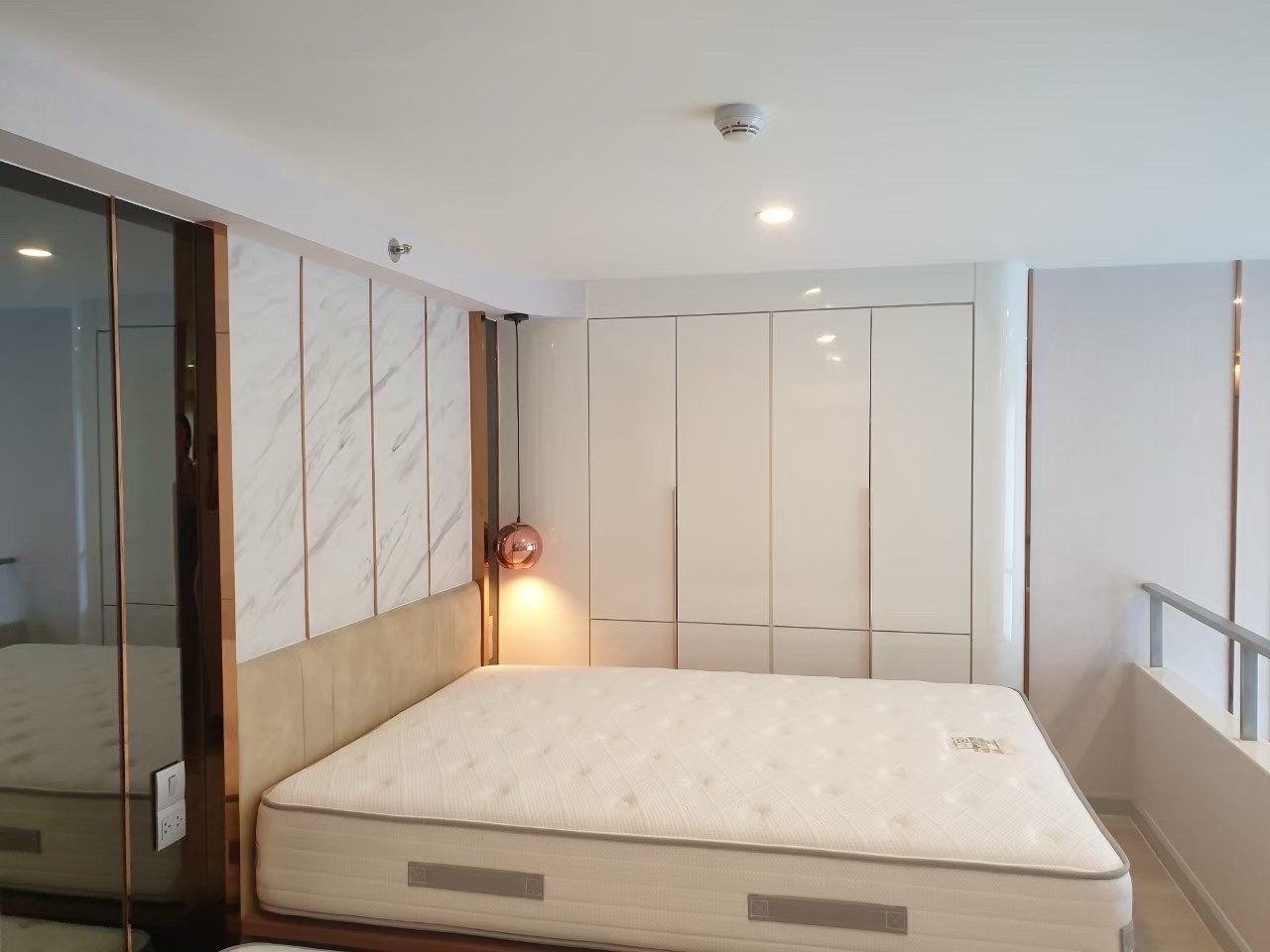 ขาย Knightsbridge Prime Sathorn ขาย Knightsbridge Prime Sathorn