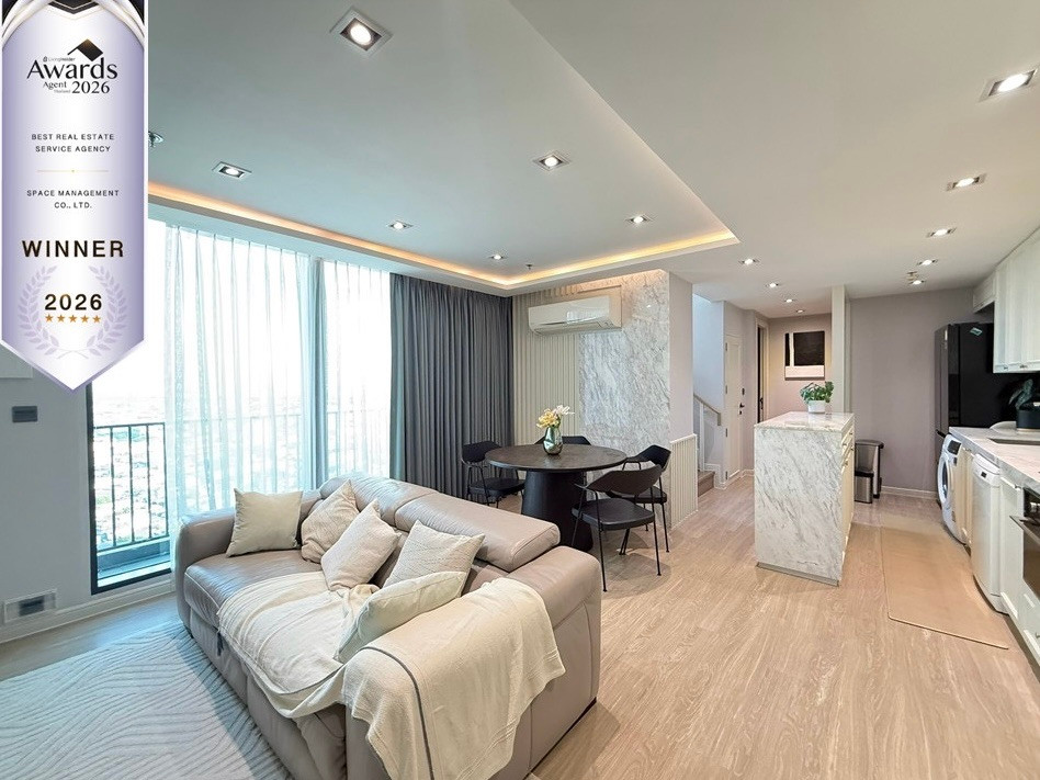 ให้เช่า C Ekkamai Condo Penthouses 3 bed 2 bath ชั้น 43 วิวสูง