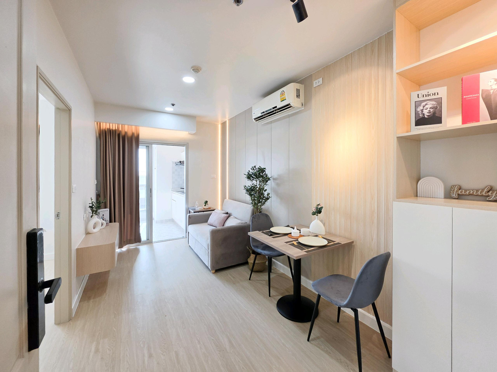 Very urgent sale, 1 bedroom, fully decorated, new room. Very urgent sale, 1 bedroom, fully decorated, new room.
