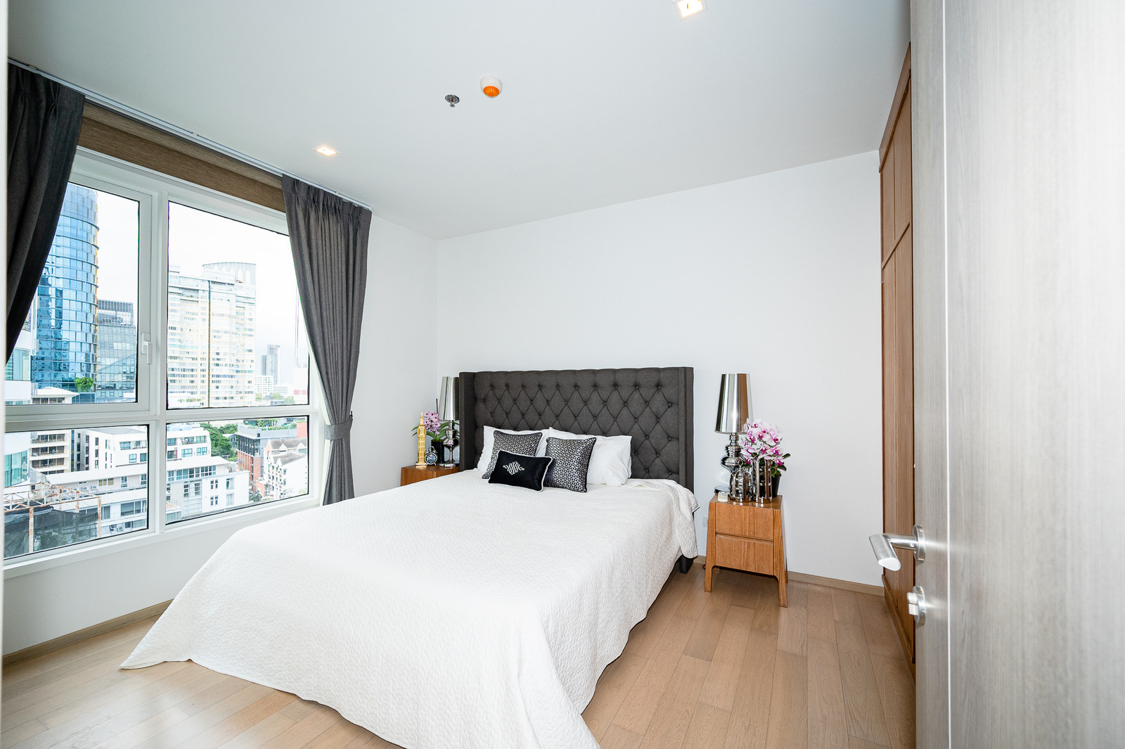 🔥 FOR RENT HQ by Sansiri | 1 Bedroom, 1 Bathroom | Near BTS Thong Lo