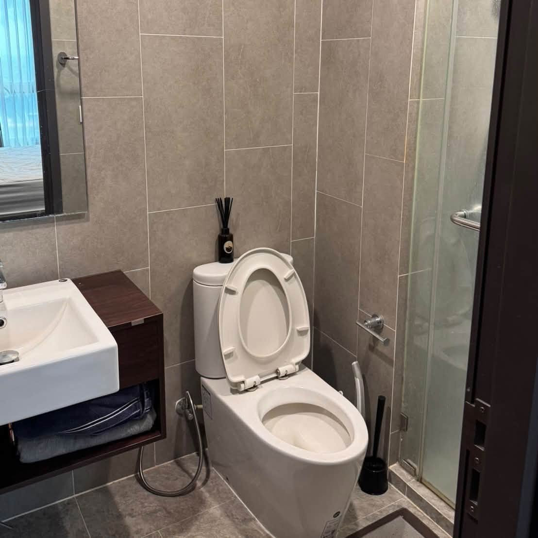 ปล่อยเช่า C Ekkamai Condominium 1 ห้องนั่งเล่น 17500 บาทต่อเดือน 1 ห้องนั่งเล่น ครัวเปิด พร้อมทำอาหาร – รูปที่ 3