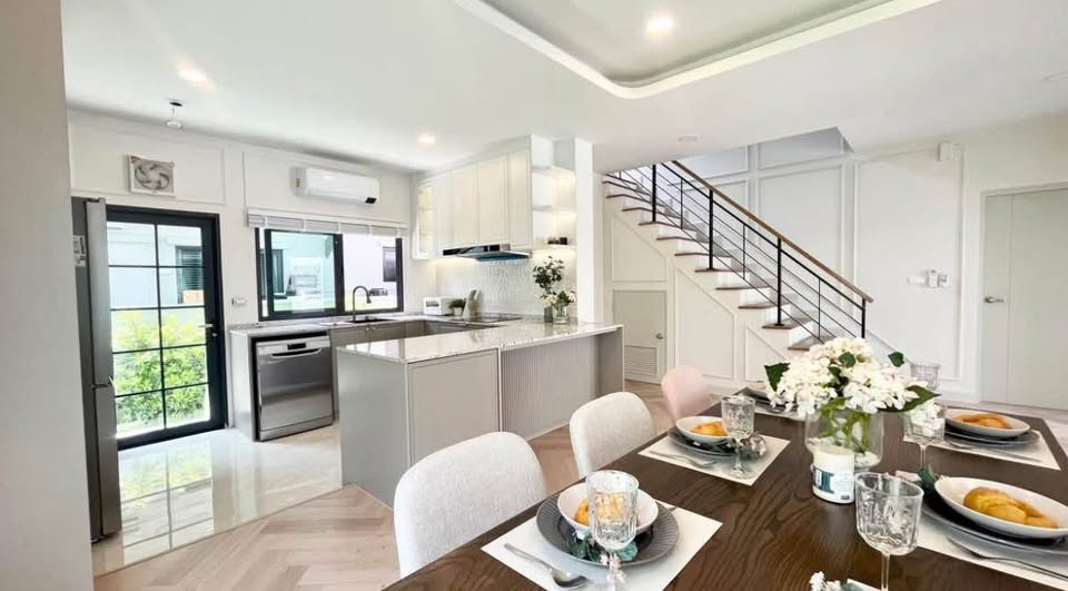 ให้เช่าบ้านเดี่ยวในโครงการ Centro บางนา ใกล้เมกาบางนา ราคาเช่า: 129,000 บาท/เดือน – รูปที่ 3