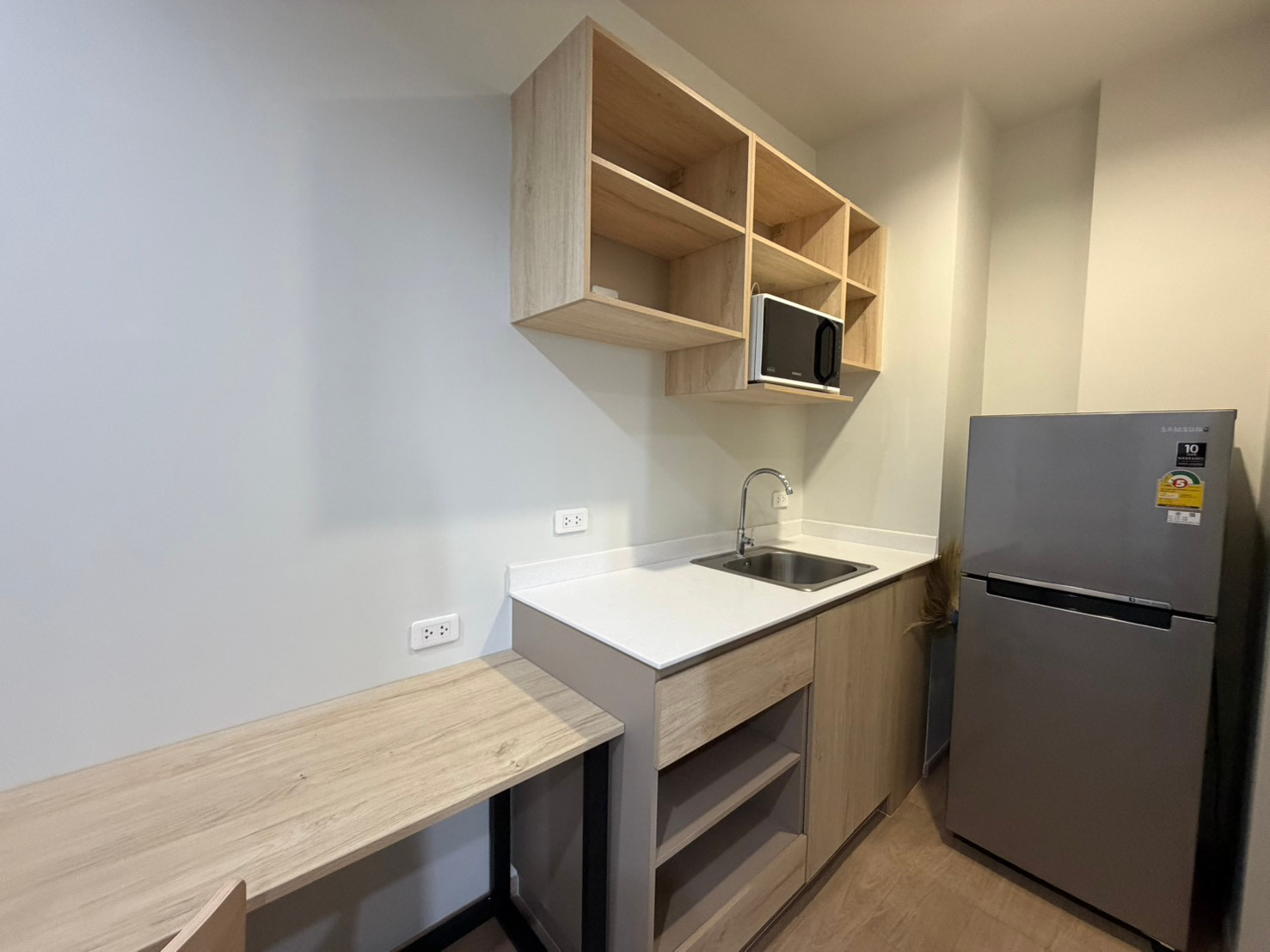 Ready to rent, the first 31-story condo next to Thammasat University Rangsit fence, comes with a full central area. – รูปที่ 3