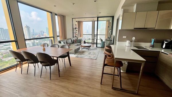 ST837/ขาย คอนโด Luxury Design การันตีรางวัลการออกแบบยอดเยี่ยม The Issara Sathorn (ชาญอิสสระ สาทร)