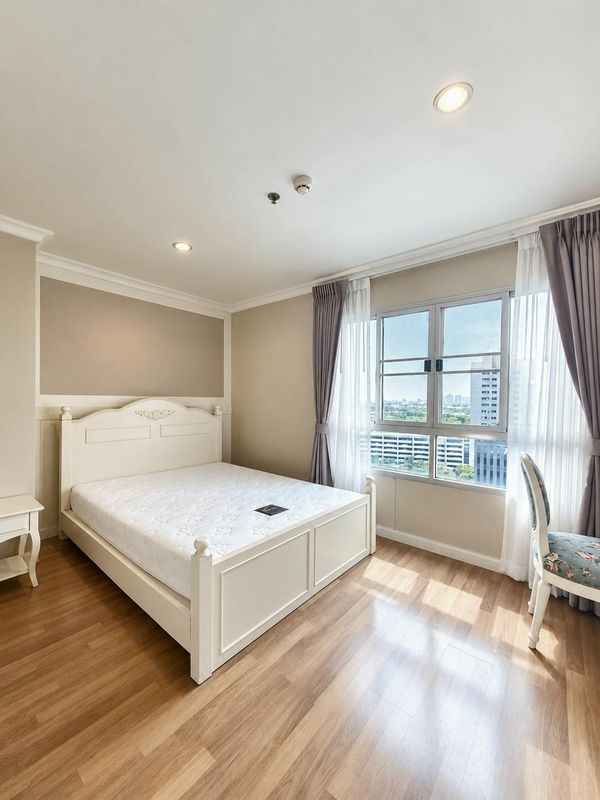 ​🏢 Lumpini Place Rama 9 👫✨ 1 Bed 1 Bath 47 sqm Space, wide, comfortable | 🚆 Near MRT Rama 9 | 💥 only 18,000.-/month