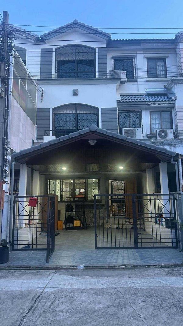 Townhome for Rent, Baan Klang Muang Rama 9 Soi 43 🎪🗽🗼