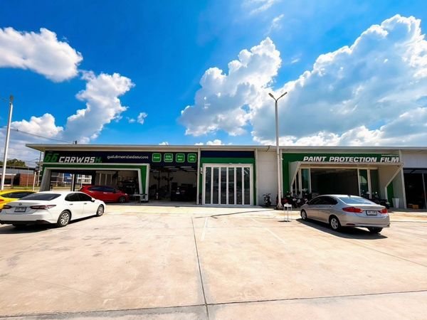 Complete car care for sale in Chiang Mai in a Caltex gas station next to Ring Road 3, Louis intersection, San Klang - San Kamphaeng.