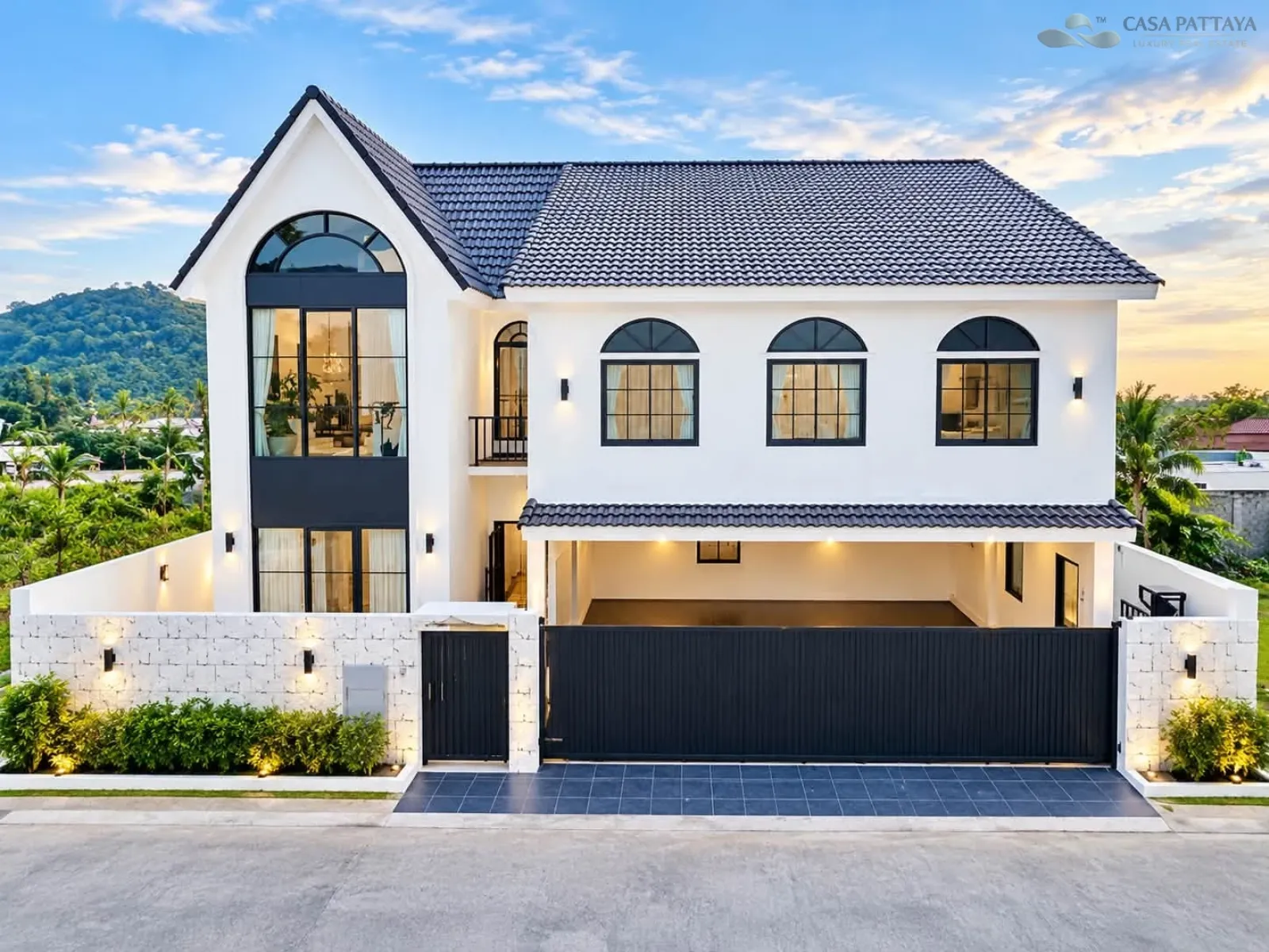 Modern Pool Villa for Rent Near Tara Pattana International School