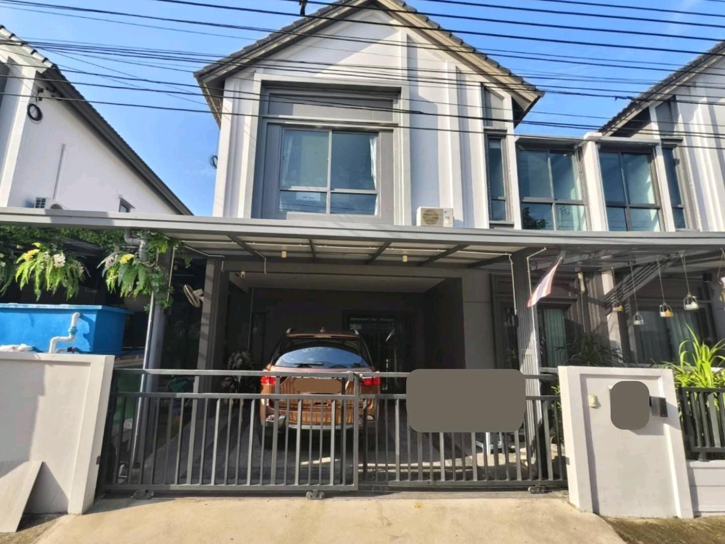 🏡For SELL🌳 Grand Britania Bangna Suvarnabhumi 2 connected house 72.10 sq.wah 20 MB. 🏡For SELL🌳 Grand Britania Bangna Suvarnabhumi 2 connected house 72.10 sq.wah 20 MB.