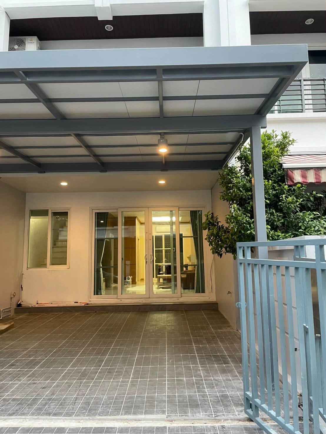 (รหัส ME326) ให้เช่าบ้าน โครงการ Baan Klang Muang S-Sense Rama 9 - Lat Phrao : บ้านกลางเมือง เอสเซนส์ พระราม 9 - ลาดพร้าว