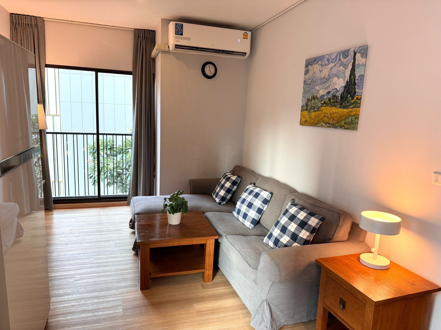 Noble Refine BTS Phrom Phong 2 bedrooms, 2 bathrooms, 71.2 square meters, beautiful room, newly renovated, rent 45,000, sell for 13 million Boy 087-7075210...!!! Noble Refine BTS Phrom Phong 2 bedrooms, 2 bathrooms, 71.2 square meters, beautiful room, newly renovated, rent 45,000, sell for 13 million Boy 087-7075210...!!!