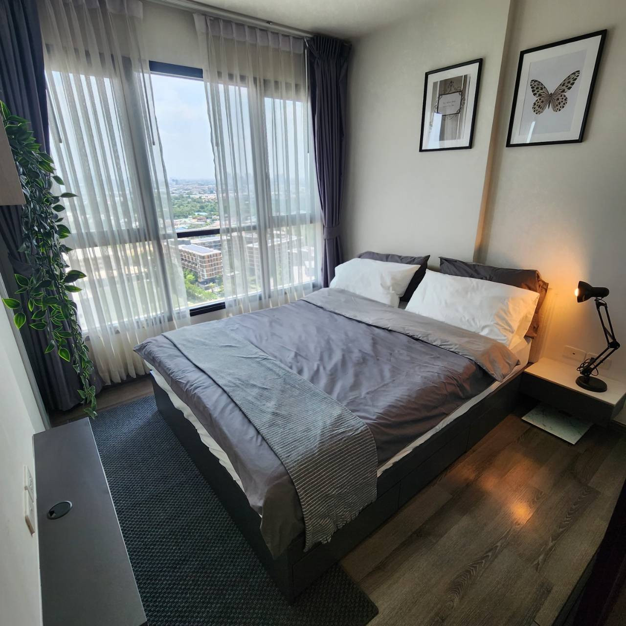 🏡 FOR SALE | The Base Park East Sukhumvit 77💰 Selling price 2.7 million baht 📍 Room details • Size 26.5 sq m. • 23rd floor • 1 bedroom, 1 bathroom