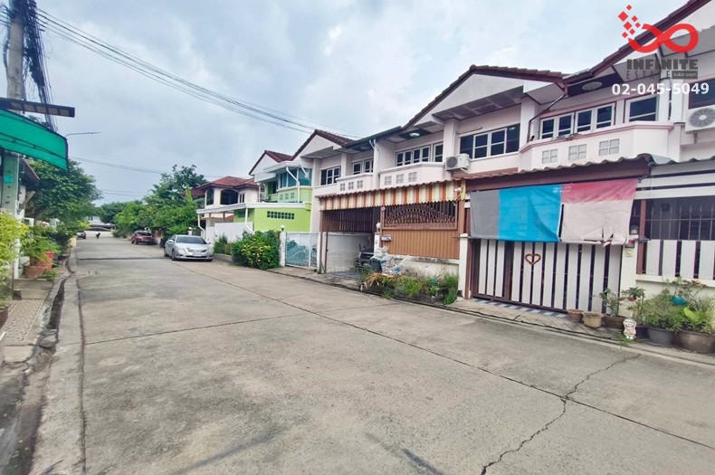 Townhouse for sale, 2 floors, 24 sq m., Beauty House Village 3, Ratchaphruek - Nakhon In, Nonthaburi.