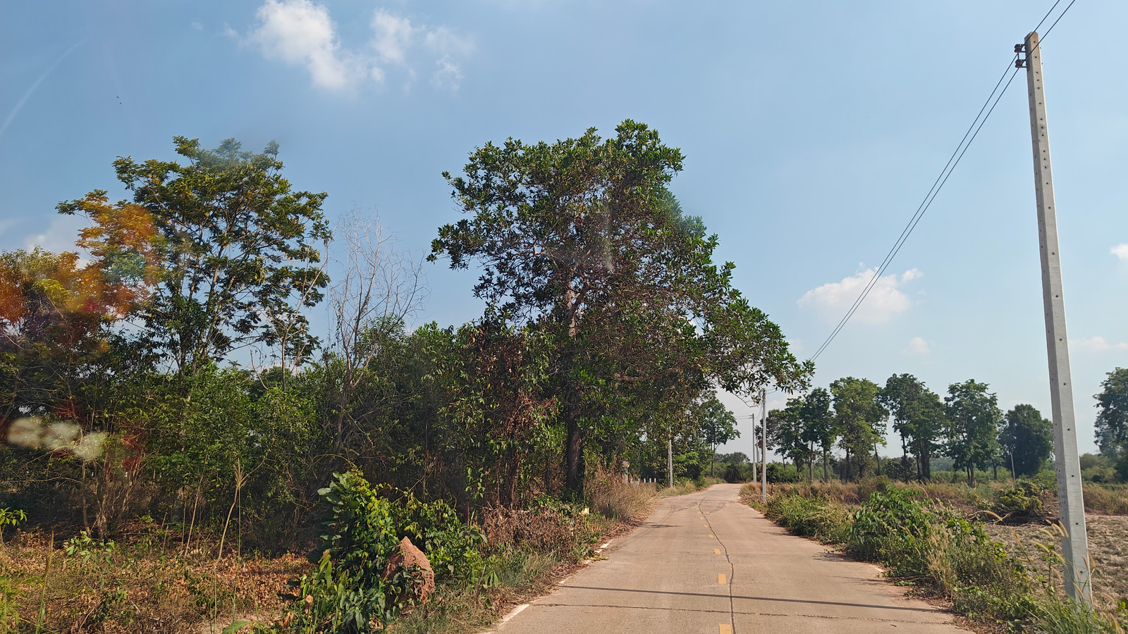 1 rai of land for sale near Sahapattanakabinburi Industrial Estate. 1 rai of land for sale near Sahapattanakabinburi Industrial Estate.