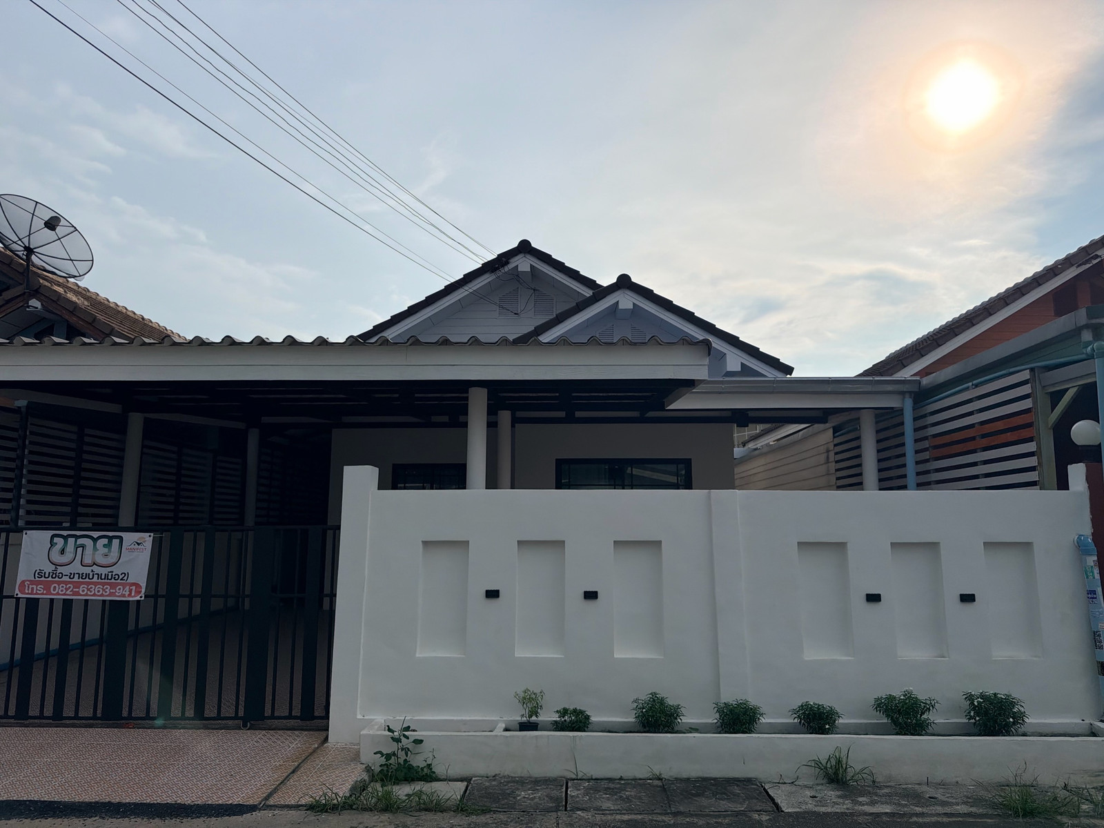 Single house for sale in Sahapat Group