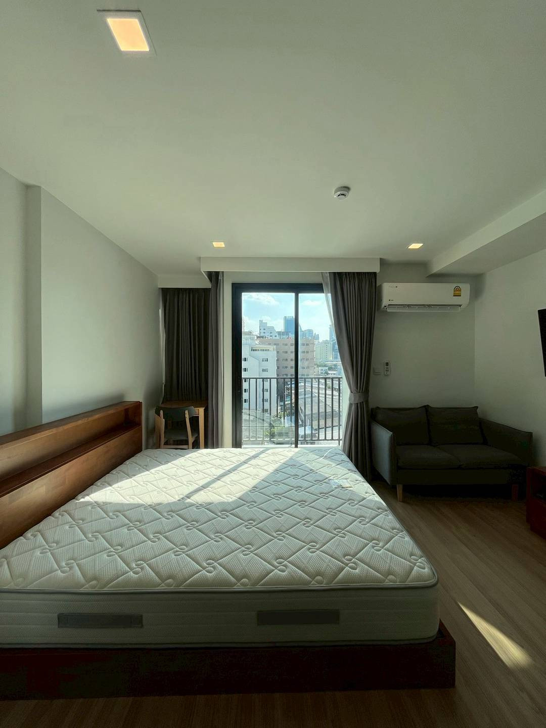 🏢 MAESTRO 07 – FOR RENT / **Pets Not Allowed**