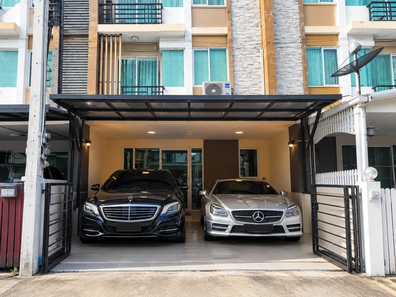 Mistine RatPhatthana Rd 5Beds 5Baths Near Mistine Junction 3-story vertical mansion for rent 785mete – รูปที่ 2
