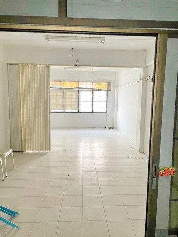 Ramkhamhaeng 154-162 SIA Siam Inter Auction 4storey commercial building Mistine Alley The Paseo Town – รูปที่ 3